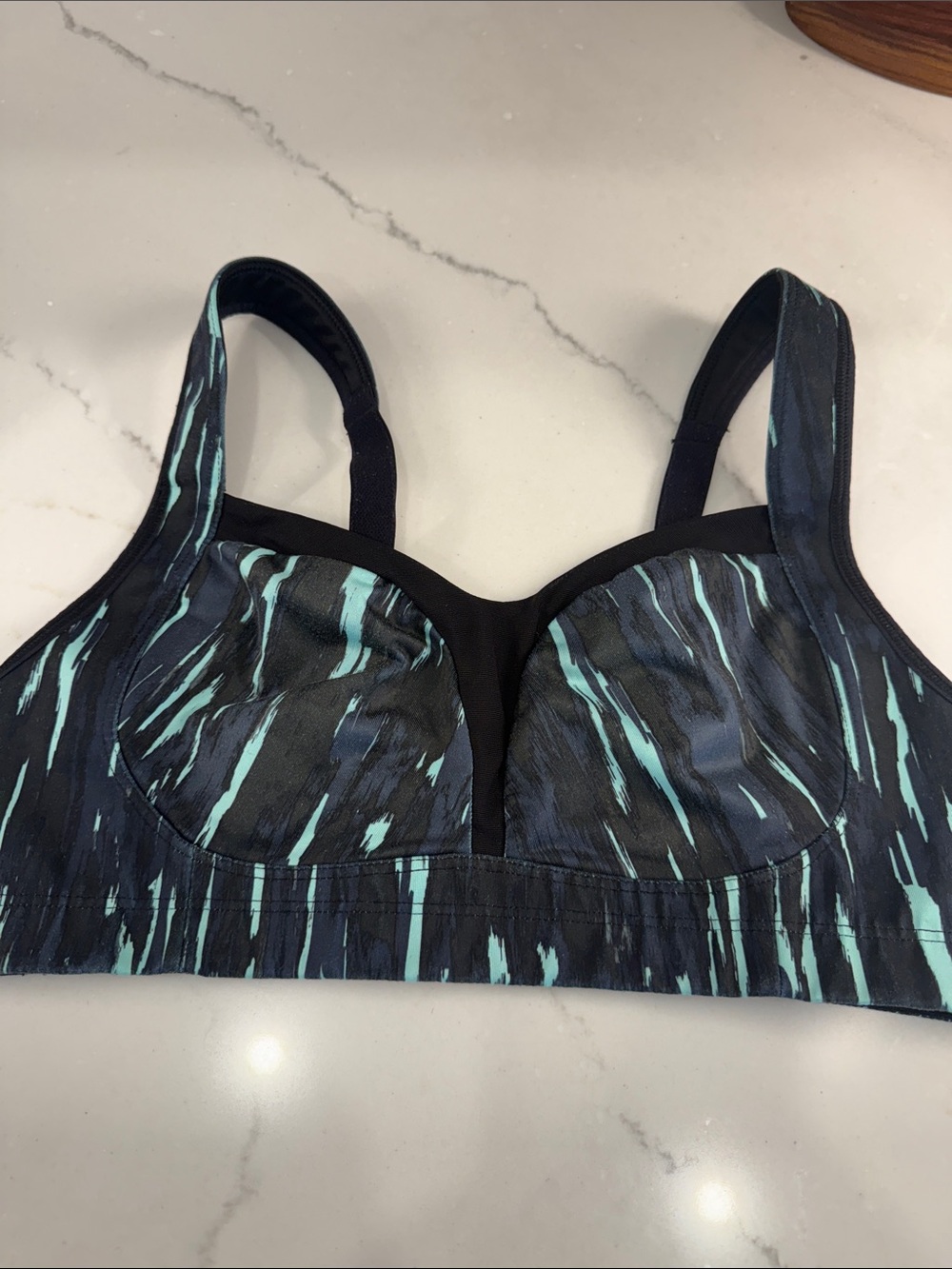 lululemon athletica Black & Teal green  High-Support Sports Bra